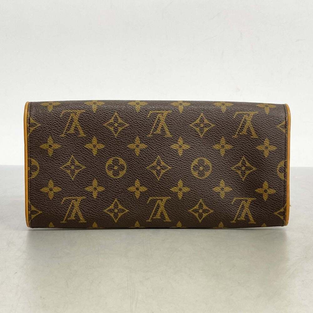 LOUIS VUITTON Brown Monogram Pochette Shoulder Bag - Picture 8 of 8